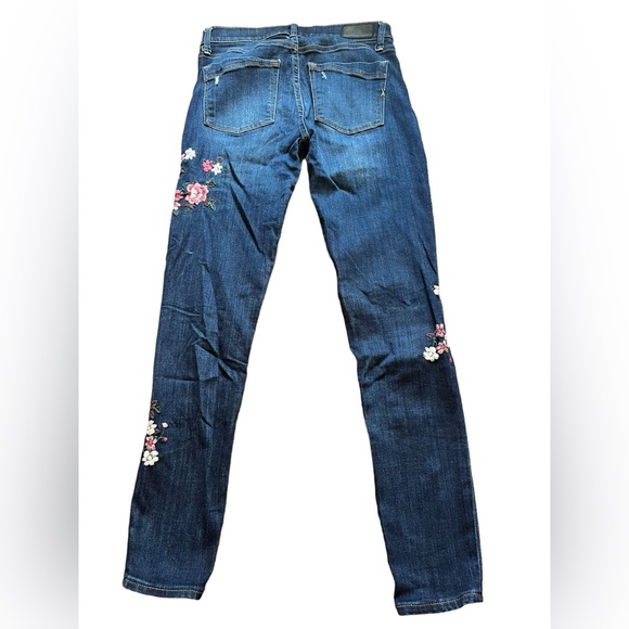 Express Jeans - Picture 5 of 9